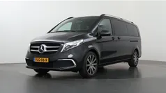 Zwart Gebruikt 2019 Mercedes V300 Avantgarde MPV | € 47.845 (Eerlijke prijs)