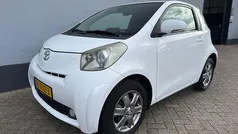 Wit Gebruikt 2010 Toyota iQ Hatchback | € 4.450 (Eerlijke prijs)