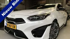 Wit Gebruikt 2022 Kia ProCeed Hatchback | € 24.950 (Eerlijke prijs)