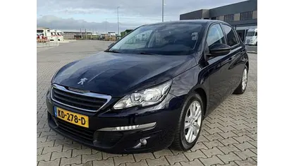 Blauw Occasion 2016 Peugeot 308 Hatchback | € 6.999 (Eerlijke prijs)