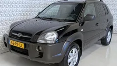 Zwart Gebruikt 2004 Hyundai Tucson Dynamiq SUV | € 3.999 (Eerlijke prijs)