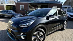 Zwart, metallic lak Gebruikt 2020 Kia e-Niro SUV | € 18.850 (Super prijs)