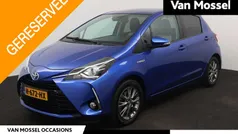 Blauw Gebruikt 2020 Toyota Yaris Hybrid Hatchback | € 18.240 (Eerlijke prijs)