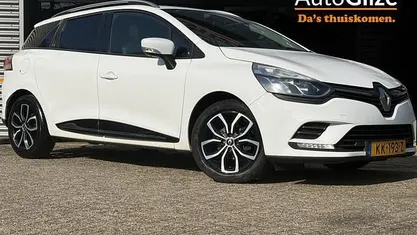 Occasion Renault Clio GrandTour Zen 90 PK (66 kW) 2016 Wit Stationwagen