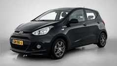 Zwart Gebruikt 2016 Hyundai i10 Comfort Hatchback | € 8.945 (Eerlijke prijs)