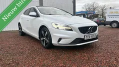 Gebruikt 2017 Volvo V40 R-Design Hatchback | € 17.350 (Eerlijke prijs)