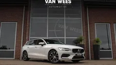 Gebruikt 2022 Volvo V60 Momentum Stationwagen | € 23.450 (Goede deal)