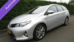 Grijs Gebruikt 2014 Toyota Auris Touring Sports Executive Stationwagen | € 14.950 (Eerlijke prijs)