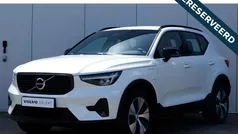 Wit Gebruikt 2023 Volvo XC40 Plus SUV | € 44.950 (Eerlijke prijs)