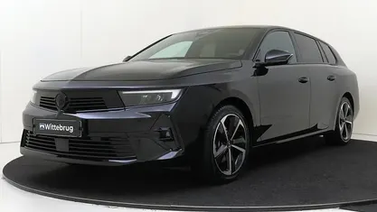 Zwart Occasion 2024 Opel Astra Stationwagen | € 24.925 (Goede deal)