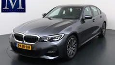 Gebruikt 2020 BMW 330e Executive Sedan | € 33.899 (Eerlijke prijs)