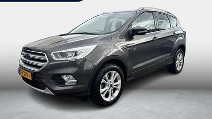 Grijs Gebruikt 2019 Ford Kuga Trend SUV | € 17.990 (Eerlijke prijs)