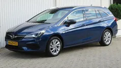 Blauw Gebruikt 2021 Opel Astra Elegance Stationwagen | € 12.840 (Eerlijke prijs)