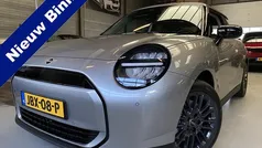 Gebruikt 2025 Mini Cooper Essential Hatchback | € 27.750 (Super prijs)