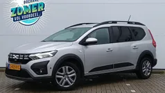 Grijs Gebruikt 2023 Dacia Jogger Expression MPV | € 19.995 (Eerlijke prijs)