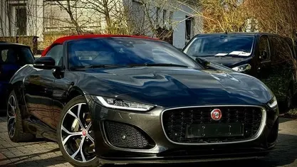 Grijs Gebruikt 2021 Jaguar F-Type R-Dynamic Cabriolet | € 53.950 (Eerlijke prijs)