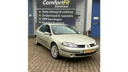 Occasion Renault Laguna III Business 135 PK (99 kW) 2007 Geel Hatchback