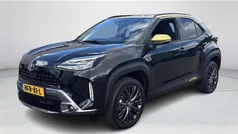 Zwart Gebruikt 2023 Toyota Yaris Cross Plus SUV | € 30.850 (Eerlijke prijs)