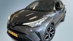 Gebruikt 2020 Toyota C-HR Style SUV | € 25.950 (Eerlijke prijs)