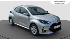 Zwart Nieuw 2025 Toyota Yaris Hybrid Active Hatchback | € 26.240 (Eerlijke prijs)
