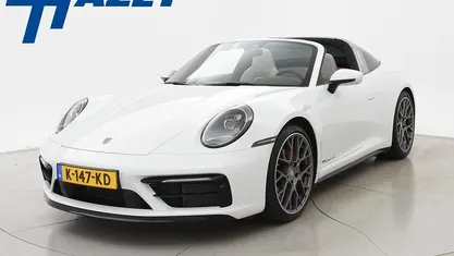 Wit, metallic lak Gebruikt 2021 Porsche 911 Targa 4S Cabriolet | € 167.500 (Goede deal)