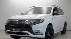 Wit Gebruikt 2020 Mitsubishi Outlander Intense SUV | € 23.500 (Eerlijke prijs)