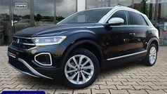 Gebruikt 2024 VW T-Roc Business SUV | € 32.450 (Eerlijke prijs)