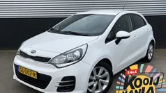 Wit Gebruikt 2015 Kia Rio Hatchback | € 8.400 (Eerlijke prijs)