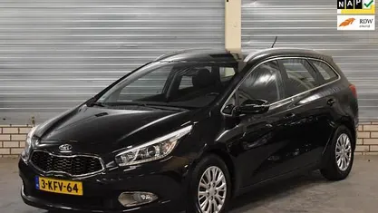 Zwart (metallic) Gebruikt 2014 Kia Ceed Sportswagon Plus Stationwagen | € 9.450 (Eerlijke prijs)