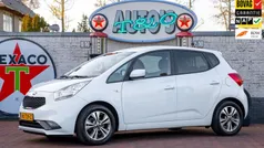 Wit Gebruikt 2016 Kia Venga Hatchback | € 12.450 (Eerlijke prijs)