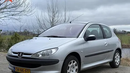 Occasion Peugeot 206 75 PK (55 kW) 2003 Hatchback