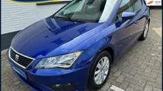 Blauw Gebruikt 2017 Seat Leon Style Hatchback | € 11.990 (Eerlijke prijs)