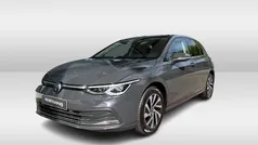 Grijs Gebruikt 2021 VW Golf VIII Style Hatchback | € 24.750 (Eerlijke prijs)