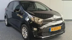 Zwart Gebruikt 2020 Kia Picanto 2 Hatchback | € 10.950 (Goede deal)