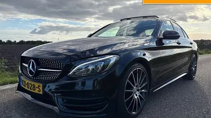 Gebruikt 2017 Mercedes C180 AMG Sedan | € 22.990 (Eerlijke prijs)