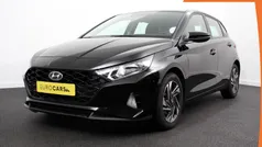 Zwart Gebruikt 2022 Hyundai i20 Comfort Hatchback | € 16.390 (Eerlijke prijs)