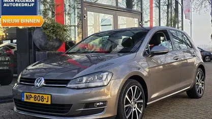 Gebruikt 2013 VW Golf VII Highline Hatchback | € 12.490 (Eerlijke prijs)