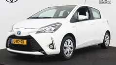 Gebruikt 2020 Toyota Yaris Hybrid Active Hatchback | € 17.950 (Eerlijke prijs)