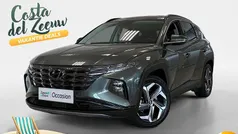 Amazon gray metallic/amazon grey pearl metallic (a5g) Gebruikt 2024 Hyundai Tucson Premium SUV | € 39.850 (Eerlijke prijs)