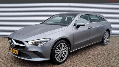 Grijs metallic Occasion 2021 Mercedes CLA250e Shooting Brake Business Stationwagen | € 26.995 (Goede deal)