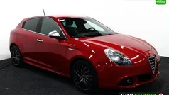 Rood Gebruikt 2013 Alfa Romeo Giulietta Distinctive Hatchback | € 6.950 (Eerlijke prijs)