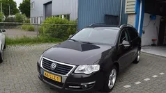 Bruin Gebruikt 2010 VW Passat Highline Stationwagen | € 5.400 (Eerlijke prijs)