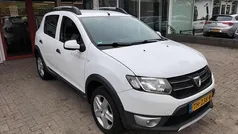 Gebruikt 2014 Dacia Sandero Lauréate Hatchback | € 5.850 (Goede deal)