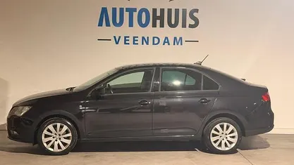 Zwart (metallic) Gebruikt 2014 Seat Toledo Hatchback | € 3.995 (Super prijs)