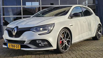 Wit Gebruikt 2019 Renault Mégane IV Trophy Hatchback | € 33.445 (Eerlijke prijs)
