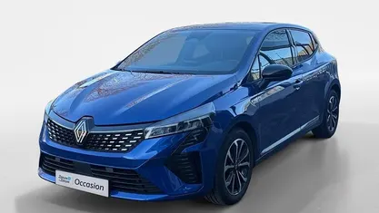 Blauw Gebruikt 2024 Renault Clio V Techno Hatchback | € 19.735 (Eerlijke prijs)