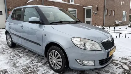Blauw Occasion 2011 Skoda Fabia Ambition Hatchback | € 2.600 (Goede deal)