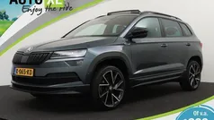 Grijs Gebruikt 2021 Skoda Karoq SportLine SUV | € 25.940 (Eerlijke prijs)