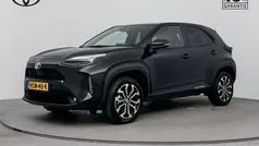 Zwart Gebruikt 2021 Toyota Yaris Cross Edition SUV | € 24.895 (Eerlijke prijs)