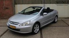 Grijs Gebruikt 2004 Peugeot 307 CC Cabriolet | € 1.999 (Eerlijke prijs)